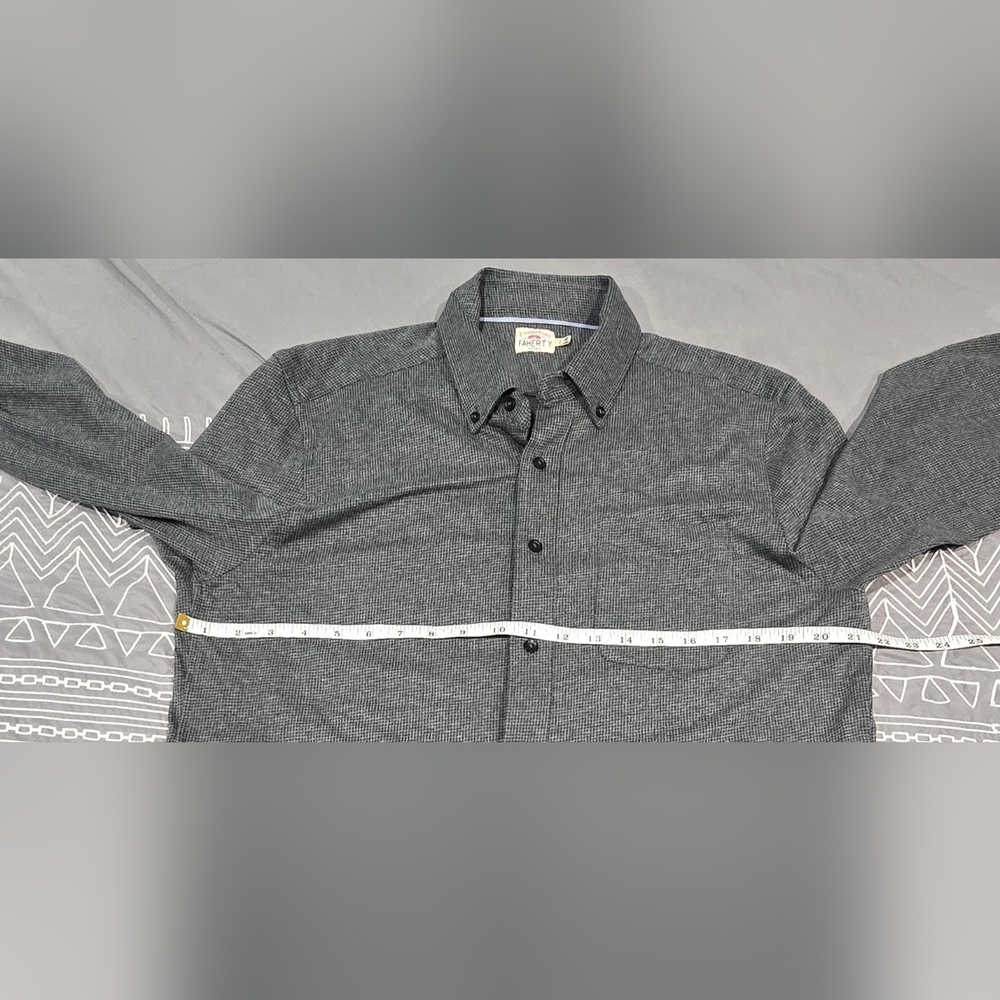Faherty Men's Button Down Size Large - image 5